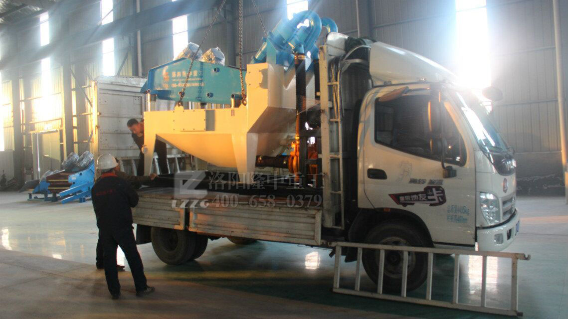 中型<a href=http://m.hostpanda.cn/tags/xishahuishouji target=_blank class=infotextkey><a href=//tags/xishahuishouji target=_blank class=infotextkey>細(xì)沙回收機(jī)</a></a>.jpg