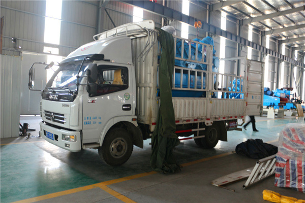 <a href=http://m.hostpanda.cn/tags/xishahuishouji target=_blank class=infotextkey><a href=//tags/xishahuishouji target=_blank class=infotextkey>細沙回收機</a></a>設備33.jpg