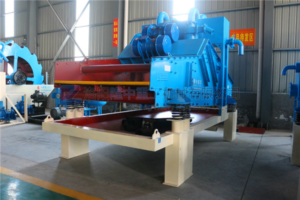 新型<a href=http://m.hostpanda.cn/tags/xishahuishouji target=_blank class=infotextkey><a href=//tags/xishahuishouji target=_blank class=infotextkey>細沙回收機</a></a>7.jpg