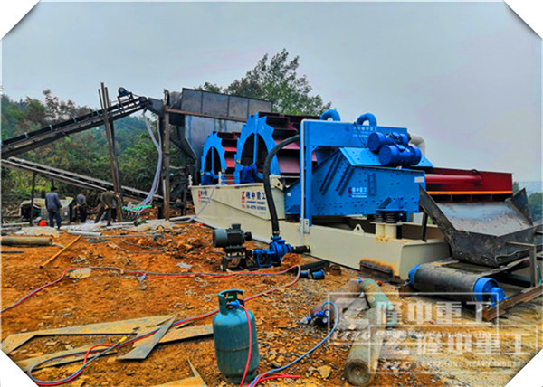 <a href=http://m.hostpanda.cn/tags/xishahuishouji target=_blank class=infotextkey><a href=//tags/xishahuishouji target=_blank class=infotextkey>細(xì)沙回收機(jī)</a></a>現(xiàn)場圖18.jpg