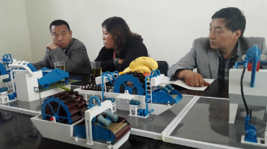 與客戶簽訂合同